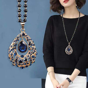 Fashion Pendant <b>Necklace</b> <b>Long</b> Black Beaded Chain Flower Design Gold Tone Party Jewelry for Women - Product Image 3