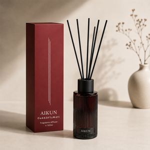 Diffuseur de parfum Aikun en verre ambré côtelé de grande capacité (1000 ml) avec bâtonnets noirs pour la maison, l'hôtel, le bureau, les cadeaux, la vente en gros - Product Image 1