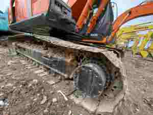 Hot bán sử dụng <span class=keywords><strong>Hitachi</strong></span> <span class=keywords><strong>zx240</strong></span> bánh xích máy xúc thủy lực xô xoay lõi động cơ 1.2m xô công suất giữa Kích thước máy xúc - Product Image 2