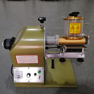 Regulación <span class=keywords><strong>de</strong></span> velocidad <span class=keywords><strong>de</strong></span> la máquina encoladora <span class=keywords><strong>de</strong></span> botellas <span class=keywords><strong>de</strong></span> vidrio Máquina encoladora automática <span class=keywords><strong>de</strong></span> suelas <span class=keywords><strong>de</strong></span> zapatos <span class=keywords><strong>de</strong></span> fusión en caliente Máquina cementadora <span class=keywords><strong>de</strong></span> pegamento para zapatos - Product Image 3