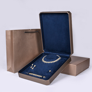 Scatola di Lusso Grande in Legno per Set di Gioielli all'Ingrosso Contenitore in Legno per Bracciale Orecchini Collana Anello Confezione Scatola Personalizzata per Gioielli - Product Image 2