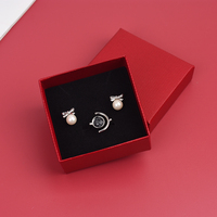 Boîte à collier en papier de luxe avec logo personnalisé, boîte cadeau pour bijoux délicats, emballage en carton haut de gamme pour la vente en gros