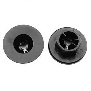 Attache en plastique 8414526000 25mm pour pare-boue de roue Great Wall Hyundai Kia, pièce de rechange - Product Image 1