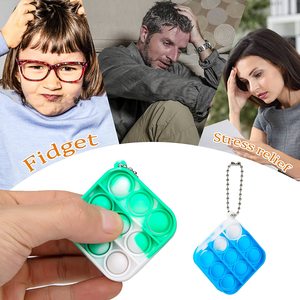 พวงกุญแจป๊อปขนาดเล็กทำจากวัสดุซิลิโคนสีสันสดใส - Product Image 4