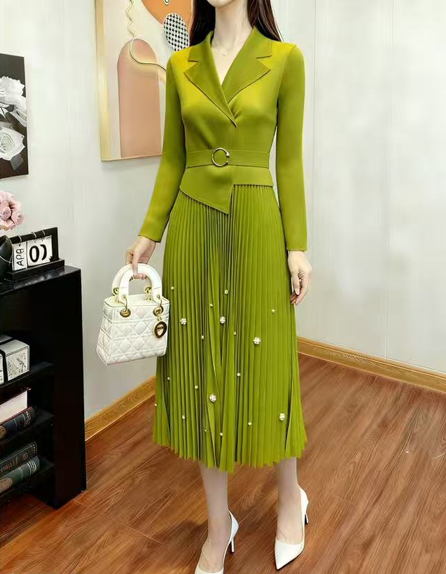 สีเขียว