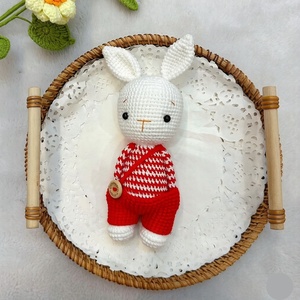 Bambola in Filato Lavorata a Mano, Giocattolo in Maglia, Coppia di Coniglietti 'Goodnight Rabbit' all'Uncinetto - Product Image 2