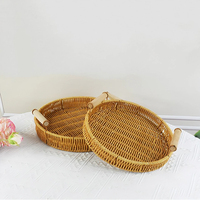 Nouveau Panier en Rotin Véritable Tressé Fait Main pour Snacks, Pain et Fruits – Plateau de Service Extérieur pour Fêtes