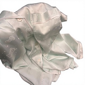 Pigiama Estivo da Donna in Poliestere e Rayon con Gattino Francese, Shorts Dolci e Semplici, Loungewear di Alta Qualità - Product Image 1