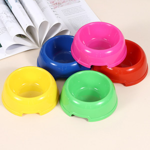 Tazón de Plástico para Mascotas, Tamaño Mediano, para Comida y Agua de Perros, Gatos y Conejos - Product Image 3