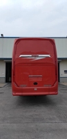 Autobús de Lujo Zhong-tong LCK6129D 2+3 de 75 Plazas con Volante a la Izquierda y Diseño en Rojo y Blanco