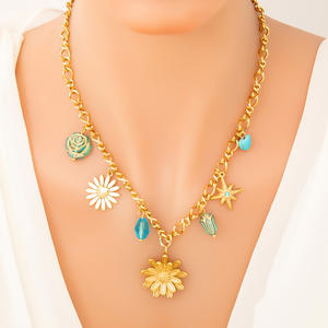 Collier superposé en alliage de zinc couleur or avec pendentif étoile coquillage, chaîne de clavicule double couche, bijou accessoire de mode - Product Image 2