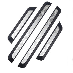 Pedana Laterale in Acciaio Inox LC300 di Alta Qualità a Prezzo di Fabbrica con Nastro Adesivo 3M per Toyota Land Cruiser 2026 - Product Image 2