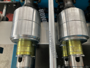 Nuevo tipo de marco de perno metálico perfil omega quilla de acero ligero C Purlin máquina formadora de rollos en frío - Product Image 6