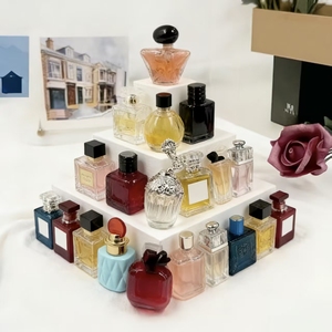 <span class=keywords><strong>Set</strong></span> Regalo di <span class=keywords><strong>Profumi</strong></span> Floreali Mini di Alta Qualità, Spray Portatile da <span class=keywords><strong>Donna</strong></span>, Profumo Duraturo in Flacone di Vetro Moderno e Lussuoso, Formato da Viaggio - Product Image 6