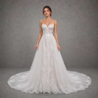 Robe de mariée 2-en-1 avec corset transparent à baleines, jupon en dentelle détachable, ceinture en satin, traîne chapelle, personnalisable, vente en gros, fleurs pour la mère de la mariée