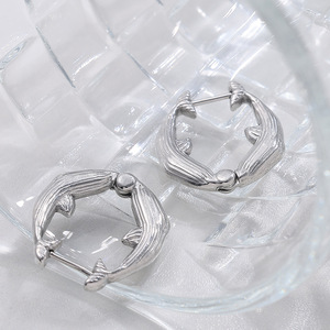 Fashion <b>Cuff</b> <b>Earrings</b> Animal Shape Gold Silver Plated Stainless Steel Irregular Design EH951 - Product Image 4