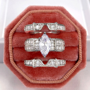 Set di Tre Anelli di Lusso con Zirconi a Marquise per Donne, Gioielli Eleganti e Scintillanti alla Moda - Product Image 6