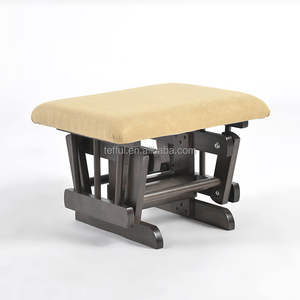 Fauteuil à bascule et repose-pieds en bois pour allaitement et loisirs, style moderne, pour maman et bébé, idéal pour les crèches et les salles d'allaitement. - Product Image 6