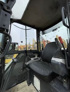 รถขุดตีนตะขาบ KOMATSU PC55 มือสอง ได้รับการรับรองมาตรฐาน CE บุ้งกี๋อุตสาหกรรม ขนาด 5.5 ตัน รถขุดขนาดเล็ก เครื่องยนต์จากญี่ปุ่น ขาย - Product Image 6