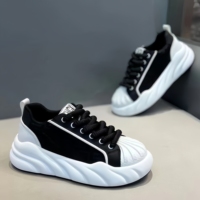 Chaussures de marche pour hommes, nouvelles, respirantes, à semelle haute et souple, antidérapantes, sportives, tendance, polyvalentes, baskets à semelle épaisse et robuste