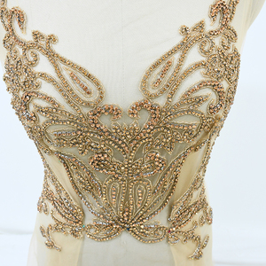 Applique de robe de mariée en dentelle perlée <span class=keywords><strong>3D</strong></span>, décorative, de luxe, en pierre de mode, avec diamants, cousue à la main - Product Image 2