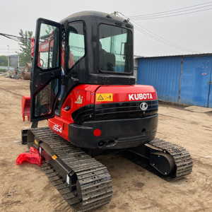 2022 original kubota 5 tonnes excavatrice sur chenilles d'occasion U55 U55-4 mini pelle d'occasion à vendre - Product Image 1