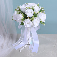 Bouquet de mariée de style européen, fausse rose en soie, fleurs de mariage, bouquet de demoiselle d'honneur forestier à tenir à la main pour cérémonie et décoration de fête