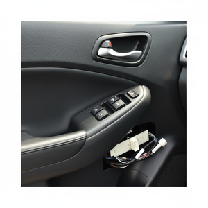 I20 08-13 สวิตช์กระจกหน้าซ้ายพร้อมปุ่มอันตราย 93570-1J100 TR - Product Image 3