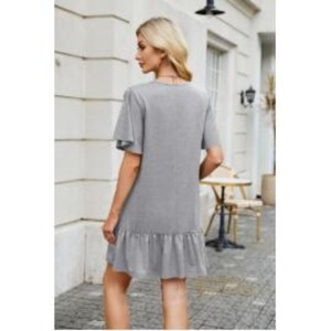 Vestido de Manga Corta Holgado con Cuello Redondo en Color Liso de la Colección Primavera Verano JAC22 Y9323 - Product Image 4
