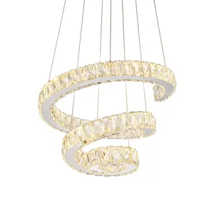 Top Quality Gold Chandelirs Luxury Surface Mounted Ceiling Light Crystal Lights für Wedding Holiday Pendant Lights 8951-600