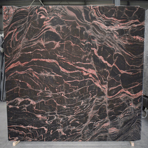 Grande dalle de granit veiné rouge, panneau de pierre poli pour comptoir, monument, pierre tombale, villa, hôtel, usage extérieur, design moderne - Product Image 1