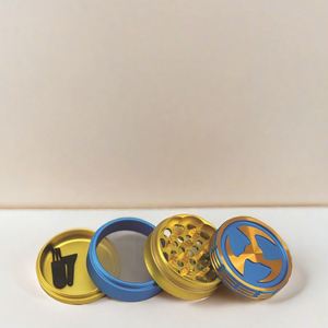 Molino de Hierbas de Aluminio Clásico de Calidad de Lujo, Molinillo de Hierbas Secas Personalizado, Triturador de Hierbas de 63 mm y 4 Capas - Product Image 4