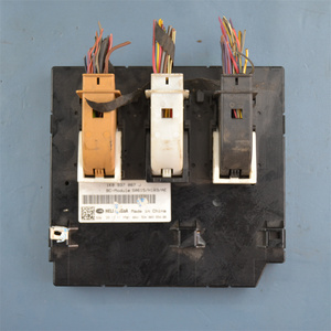 Unità di Controllo Carrozzeria BCM Usata per Jetta Golf 1K0937087J/1K0937087E per Smontaggio <span class=keywords><strong>Auto</strong></span> di Seconda Mano - Product Image 2