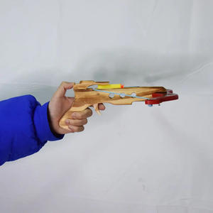 Classic toy boy gifts shooting game arco e freccia fatti a mano per bambini che giocano all'aperto giocattolo con balestra <span class=keywords><strong>in</strong></span> <span class=keywords><strong>legno</strong></span> - Product Image 5