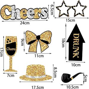 Accessoires de photomaton noirs et dorés pour anniversaire, fête du Nouvel An, mélange de chapeaux, masques, rouges à lèvres, cravates, couronnes et autres accessoires amusants pour selfies - Product Image 4