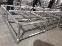 Scène mobile en aluminium réglable pour les événements, pieds à verrouillage rapide, plateforme de scène modulaire légère pour la mise en place de mariages, utilisation en exposition