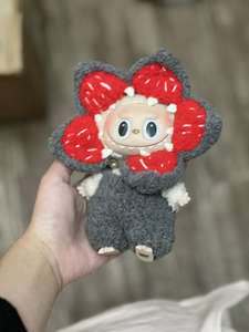 Tenue de poupée tricotée à la main de style dessin animé sur le thème de <span class=keywords><strong>Stranger</strong></span> Things, <span class=keywords><strong>vêtements</strong></span> de créateur labubu, <span class=keywords><strong>vêtements</strong></span> <span class=keywords><strong>Stranger</strong></span> Things pour labubu - Product Image 5