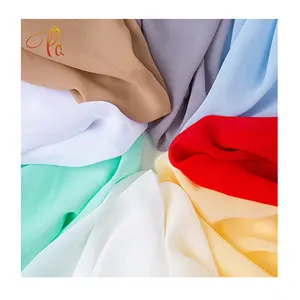 Offre Spéciale livraison rapide populaire 100% polyester tissu en mousseline de soie gros-grain pour vêtements bandana écharpes