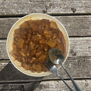 Comida Lista para comer Ración DE EMERGENCIA Alimentos y bebidas Alimentos instantáneos y alitas de pollo con champiñones Arroz MRE - Product Image 4