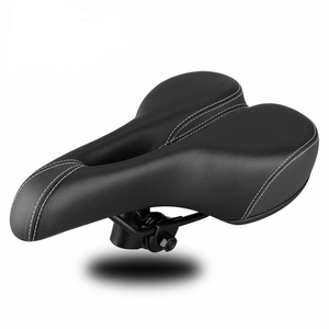Sillín de Bicicleta de Cuero con Ventilación Simple y Cómodo, Diseño Moderno para Bicicletas de Montaña, Marca April - Product Image 3