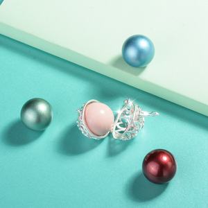 Collar Harmony Bola de 20 mm con Campana Musical de Rosa, Difusor de <span class=keywords><strong>Perfume</strong></span> con Circonitas, Colgante para Mamá - Product Image 4