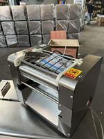 Machine industrielle entièrement automatique pour l'étirement et la laminage de pâtes à pizza, pain, roti et chapati / Machine à pâtes