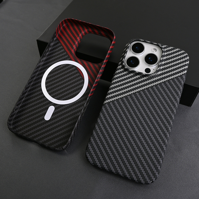 Hot Selling Fully Protective PC Carbon Fiber Grain Magnetic Phone case for iPhone 16 15 14 13 Pro Max
