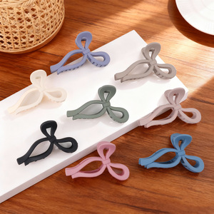 Элегантная заколка для волос Gorace Jewelry с кристаллами и матовым бантом, большая заколка-диск, зажим для волос, женский зажим-«акула» для затылка, подарок - Product Image 2