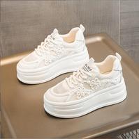 Chaussures de marche tendance pour femmes, à semelle épaisse, légères, respirantes, confortables, à séchage rapide, augmentant la taille