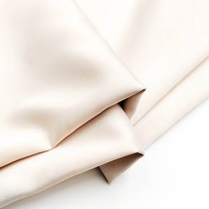 BURLAS Negro 100% Tela de algodón 58 "Ancho Peso medio 120 GSM Tejido liso Ecológico Impreso Moda Oficina Promocional - Product Image 3