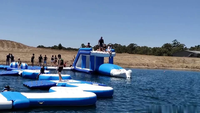 Tour gonflable de saut de blob d'escalade de petite taille de lac pour le parc aquatique