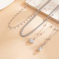 Ensemble de colliers élégants multi-couches avec pendentif cœur en forme de larme pour femme, style rétro, pour soirée, collier ras-du-cou empilable, accessoires de bijoux, cadeau