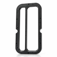 Cadre de panneau d'instrumentation en aluminium usiné sur mesure par CNC avec double fenêtre et encoches latérales pour l'utilisation d'appareils électroniques