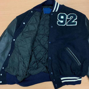 แจ็คเก็ตวิทยาลัยหนังแท้ออกแบบได้ตามต้องการเสื้อแจ็กเก็ตเลตเตอร์แมนปักโลโก้ - Product Image 3